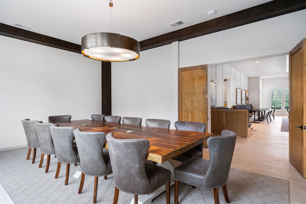 meeting & event spaces