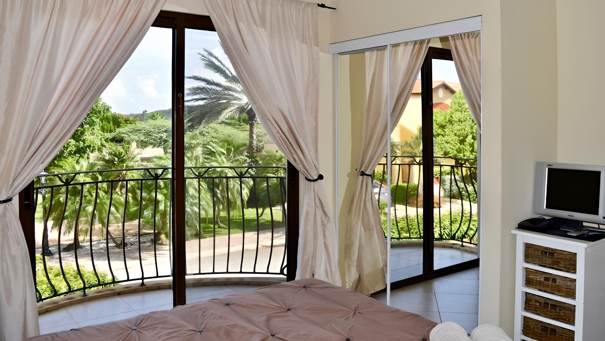 Diamond Villa