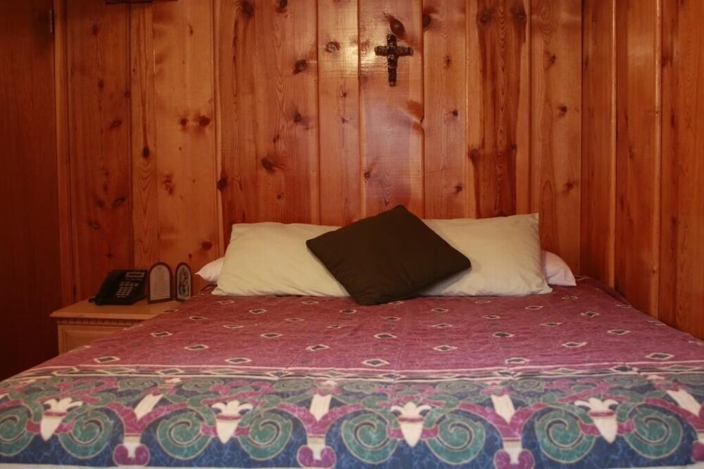 Amizette Inn and Restaurant