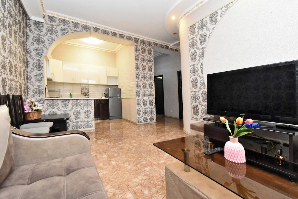 Apartment on Kajaznuni street
