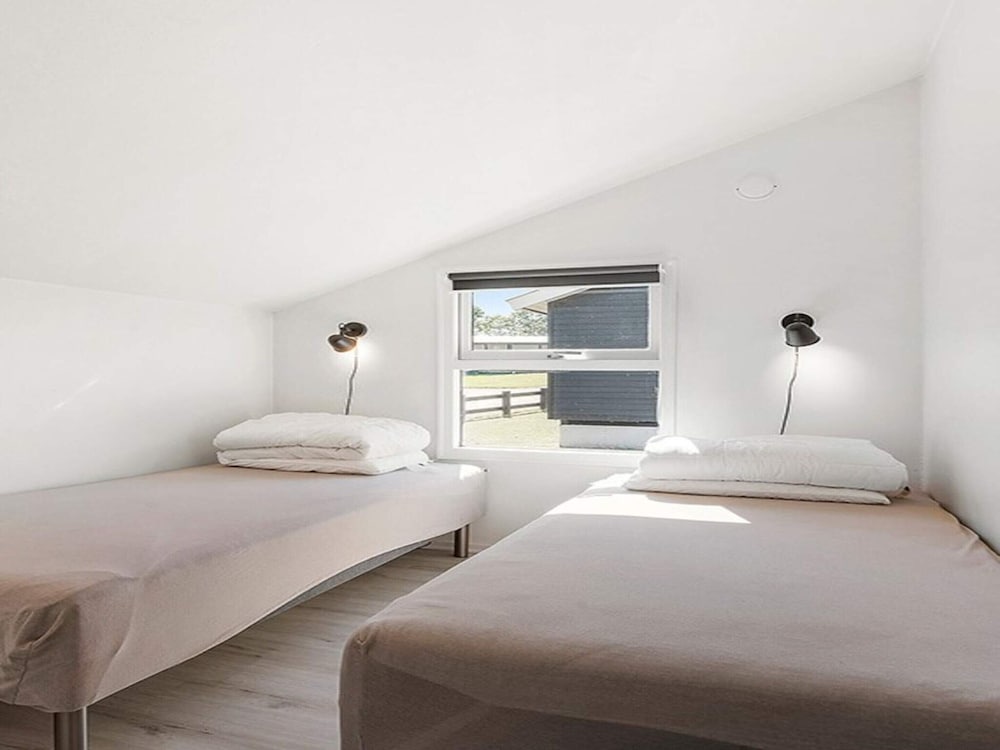 5 Person Holiday Park Home in Holbaek