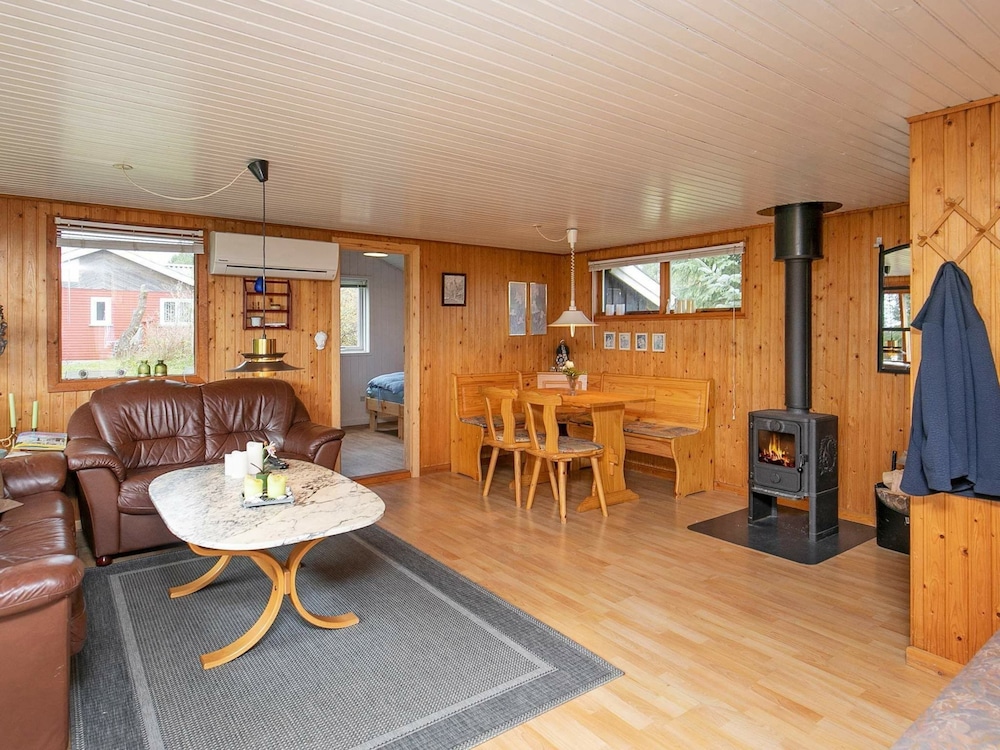 Peaceful Holiday Home in Saby near Sea view 5