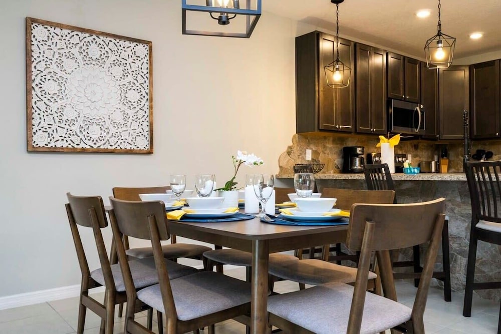 Stunning 3Bd Close to Disney at Fiesta Key 4764