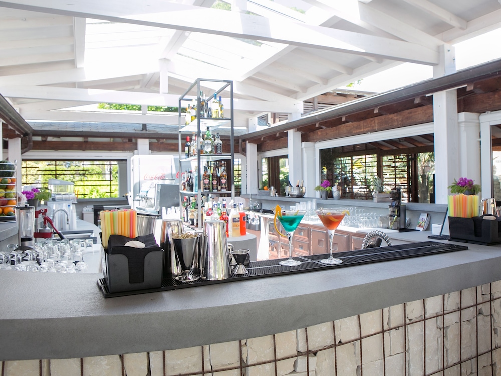 Hotel Club Baia Samuele