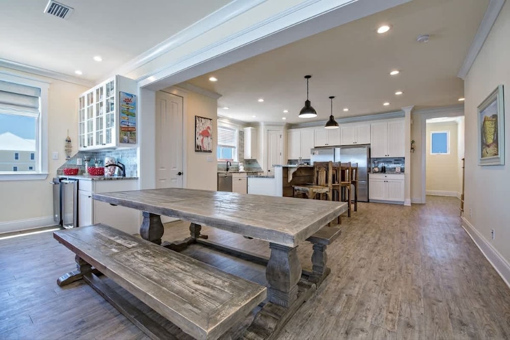 Beachfront 9bed Easybreezy West