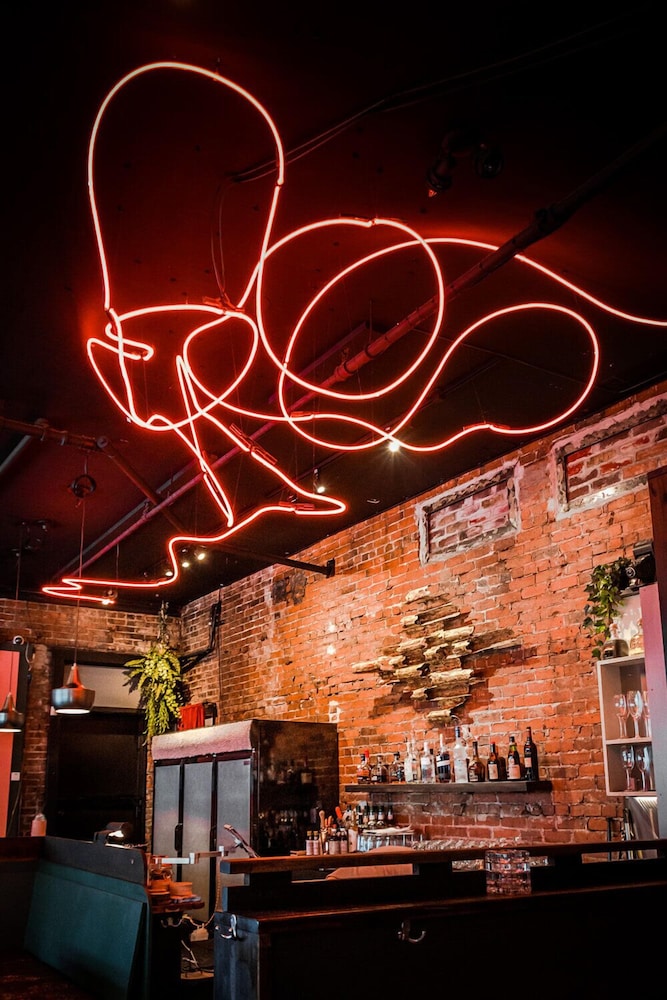 Cambie Downtown Hostel