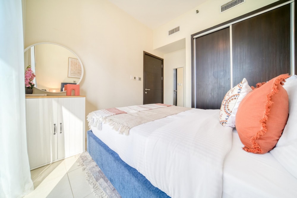 Reem Island Beach Escape w Stellar Balcony Views
