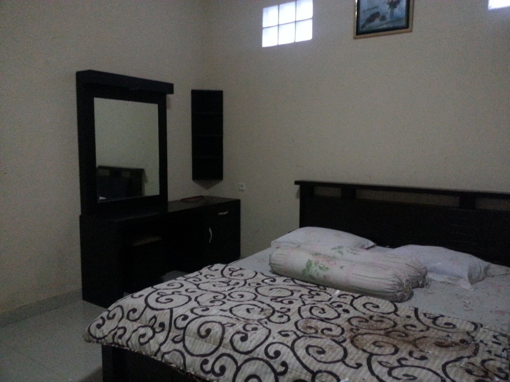 Villa Kota Bunga Cosmos