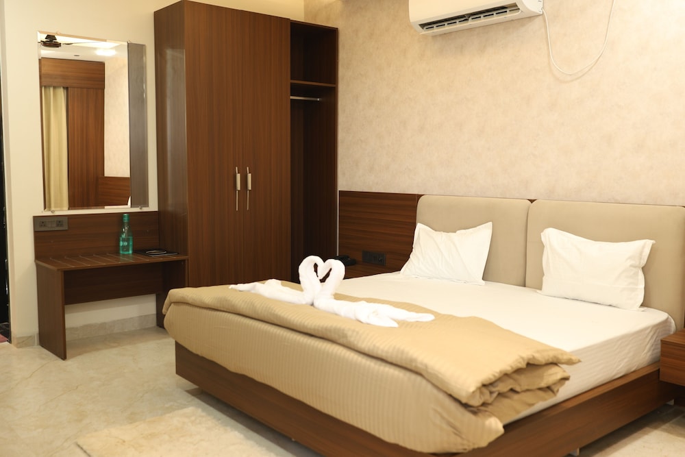 Govind Palace Restaurant and Resort