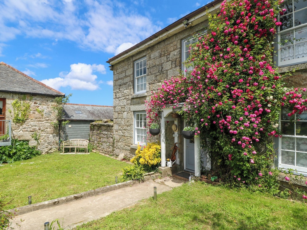 Connie's Cottage