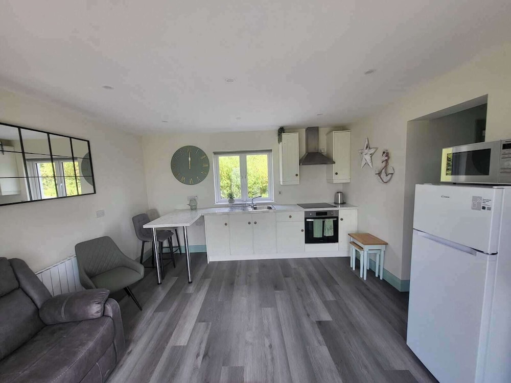 Seaside Apartment- Sligo- Pet Friendly