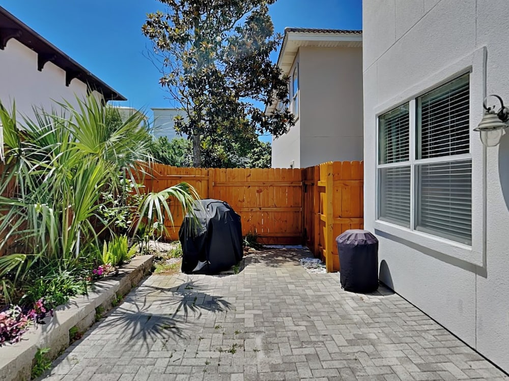 30A Dreamin' by Southern Vacation Rentals