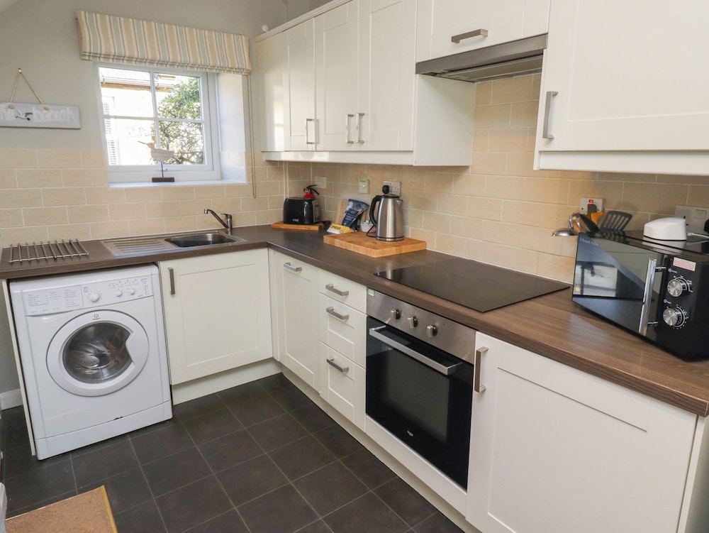 Aln Cottage