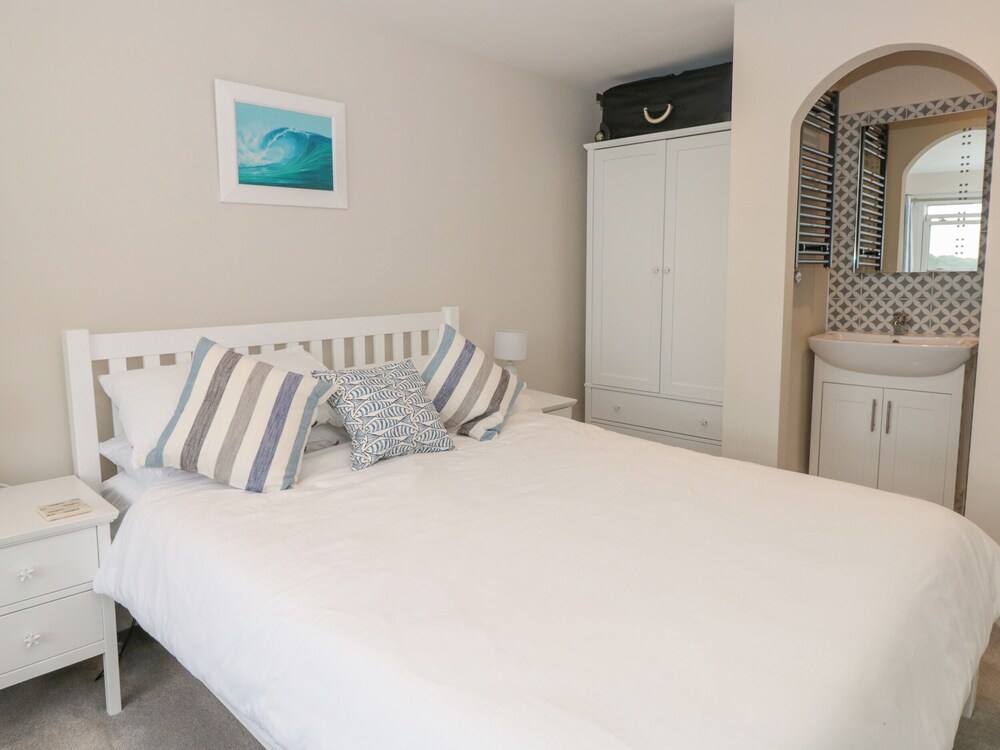 37 The Salcombe