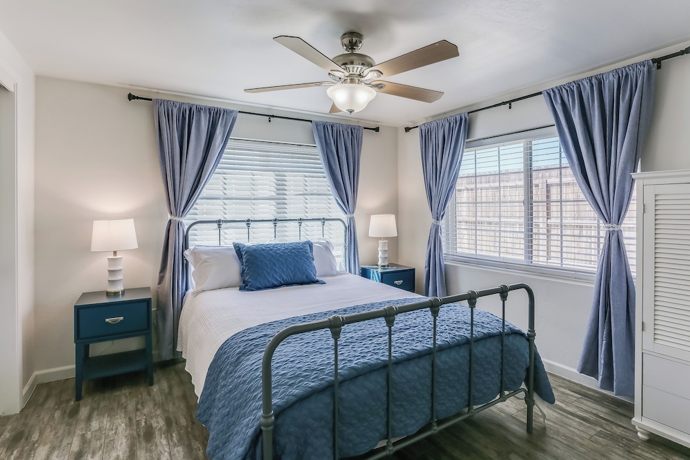 Mtn-view Home w/ Patio & Grill in Woodlake