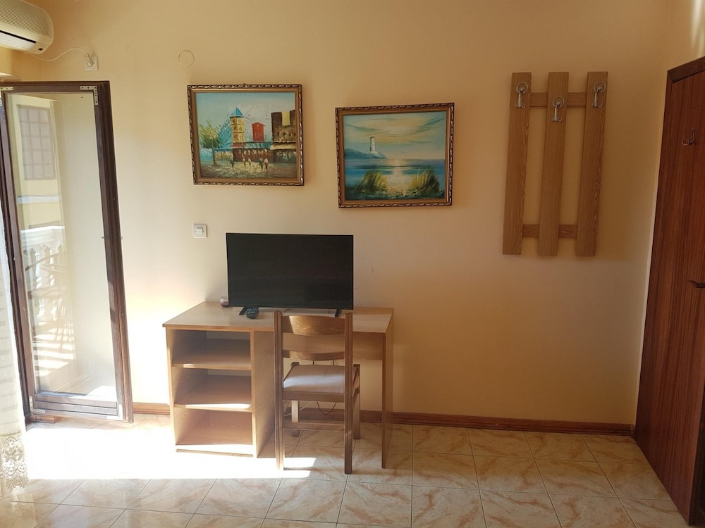 Photo 36