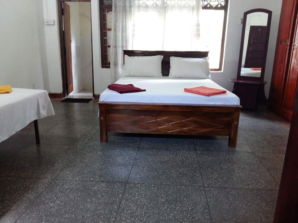 Ginza Rest Kandy