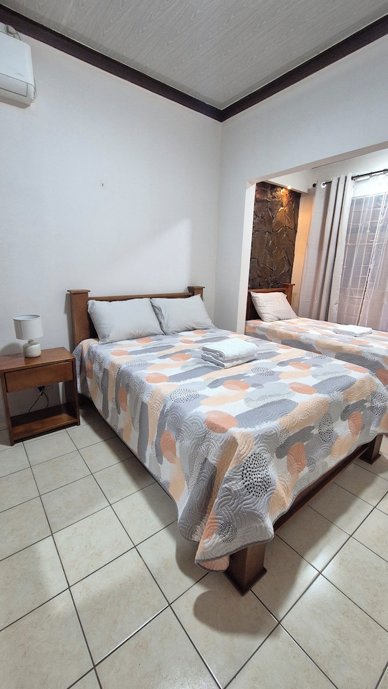 Velaz Guesthouse