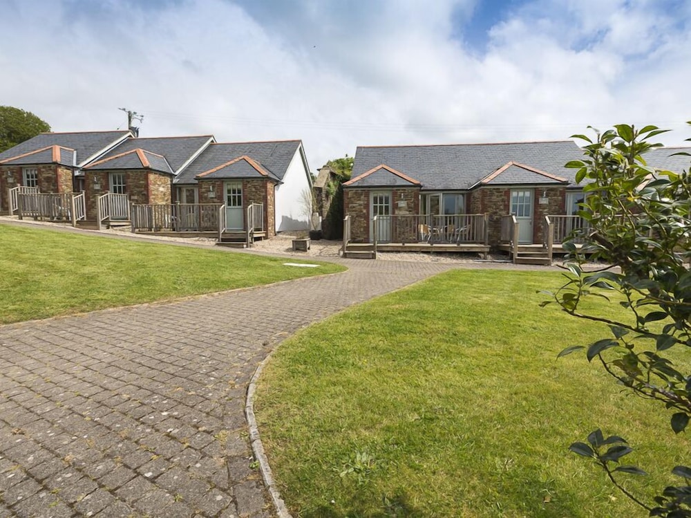 4 Keeper's Cottage, Hillfield Village