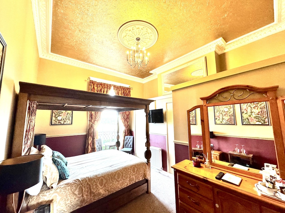 The Angove Guest House