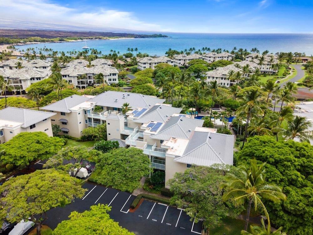Top Floor Rental - Ocean Views - Vrkcv