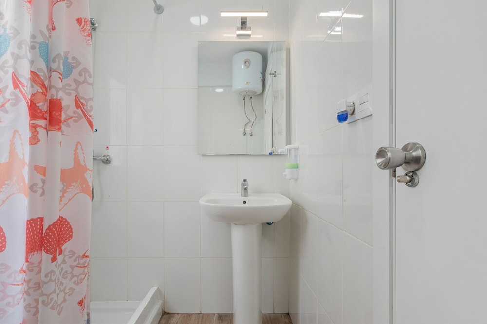 TENERIFE URBAN ROOMS