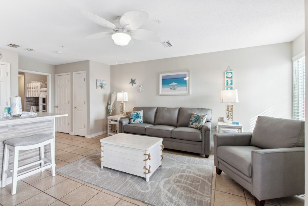 Grand Beach Resort 105