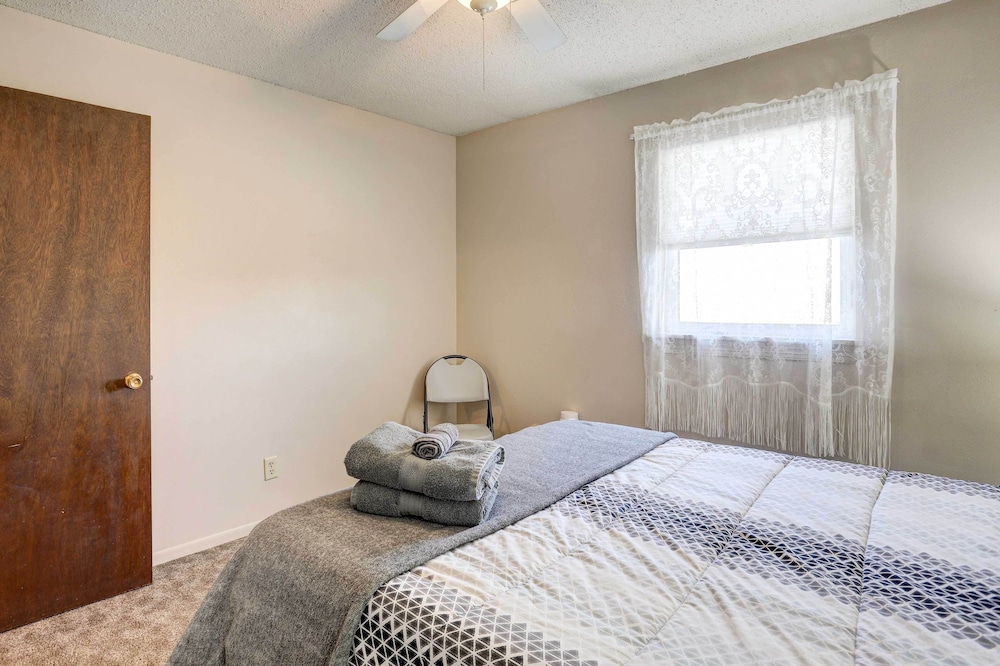 Pierre Vacations - Pierre Vacation Rental - 9 Mi to Oahe Dam! - Property Image 5