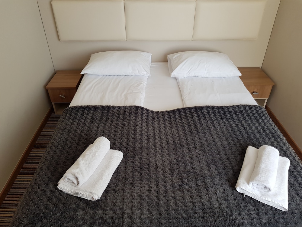 Marina Jastarnia - Apartamenty - Basen