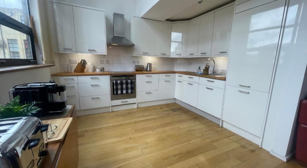 London warehouse 2 bed