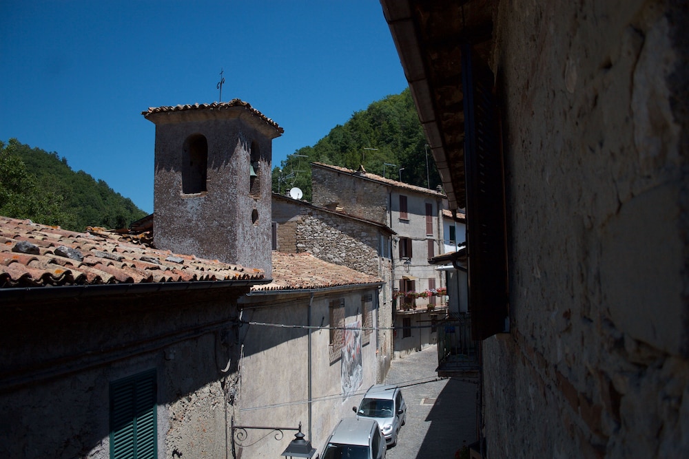 Photo 43