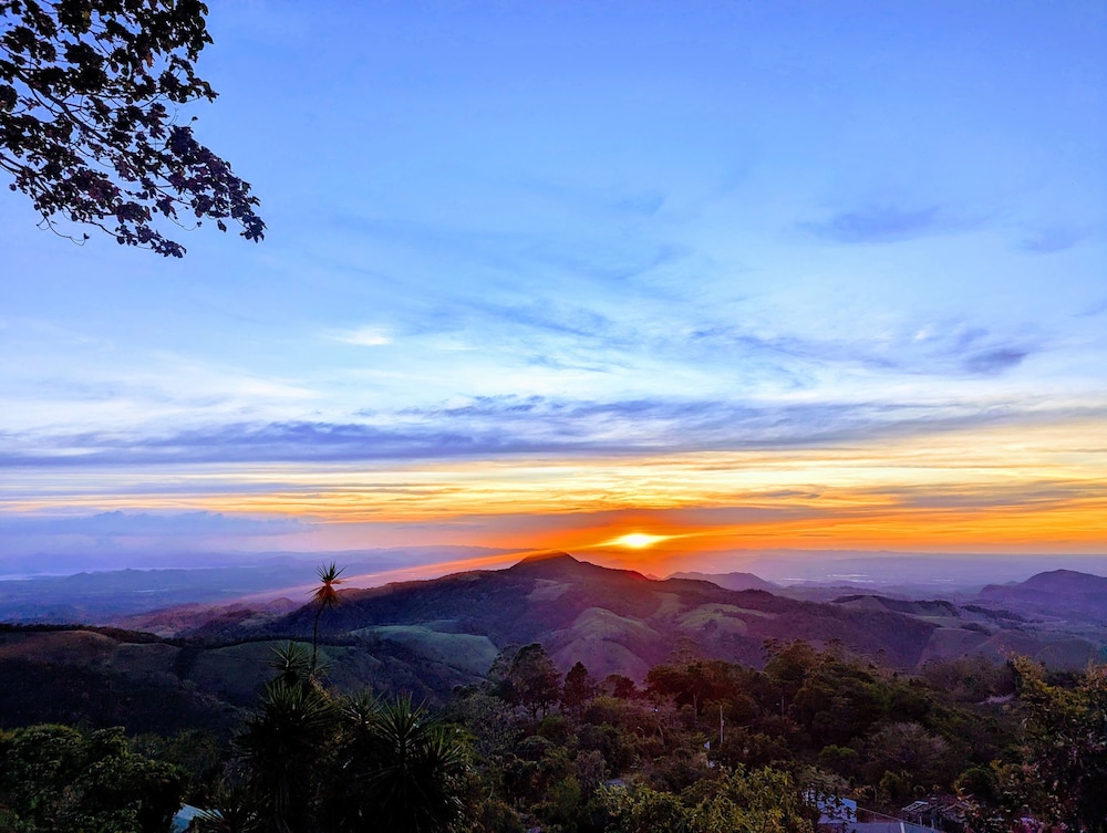 Campos de Oro Wilderness Lodge