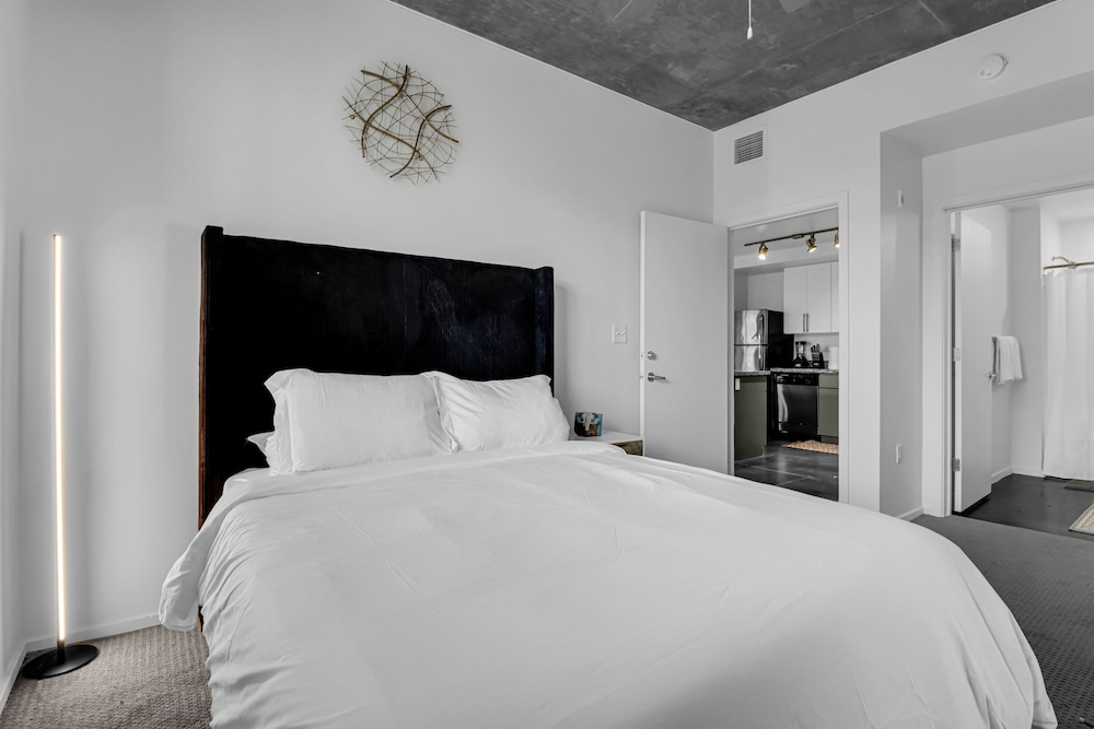 Phoenix Urban Luxury Escape