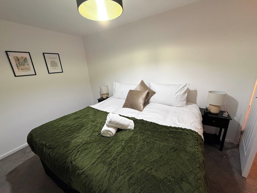 Stafford Cosy Retreat - 2 Bedroom House