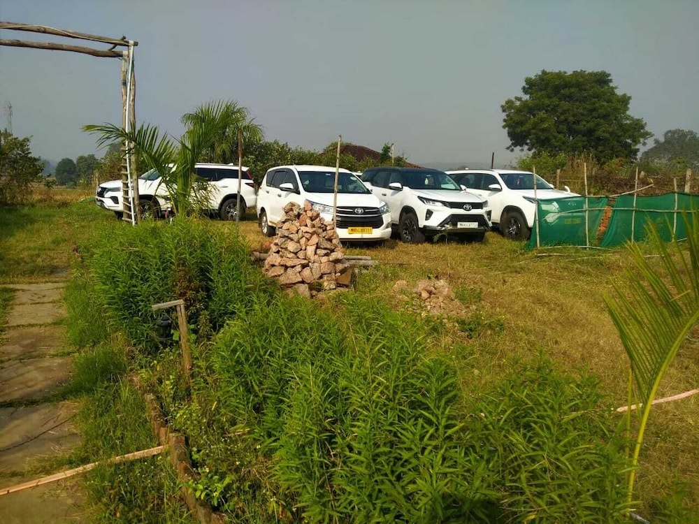 JAMTARA FARMSTAY pench tiger reserve