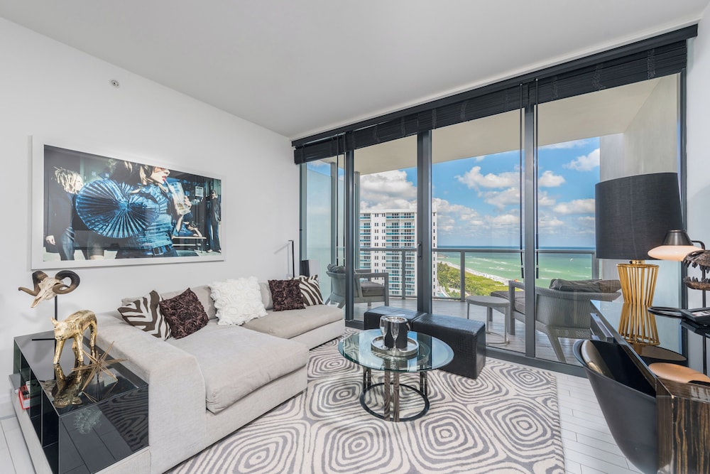 Luxury Vacation Rentals in South Beach by LRMB