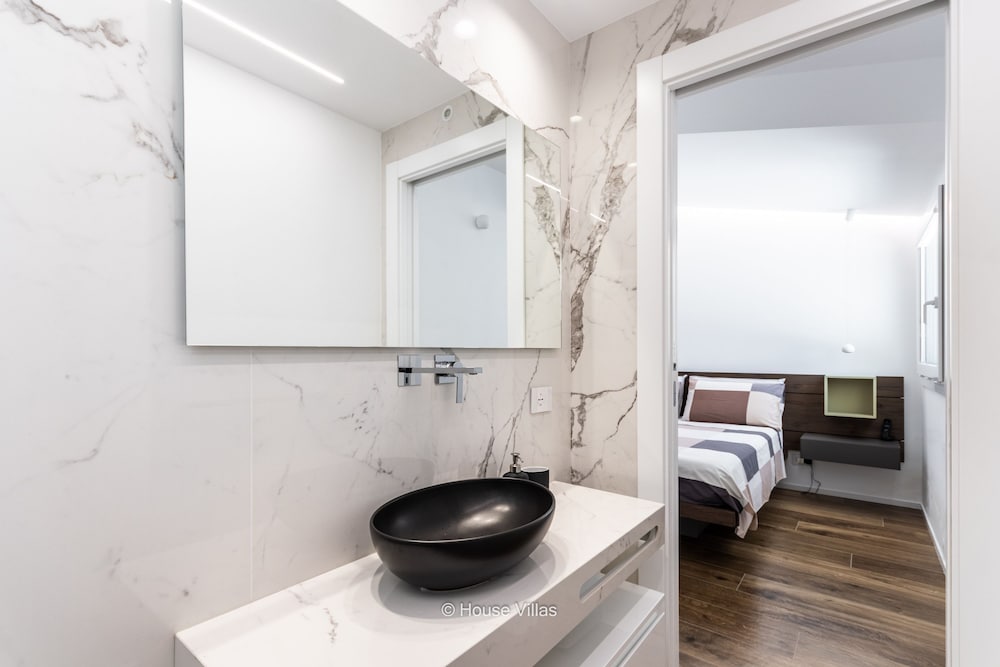 Flaben Luxury Villa in Diano Marina