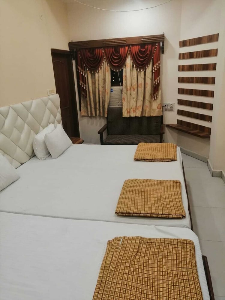 Hotel Pleasure