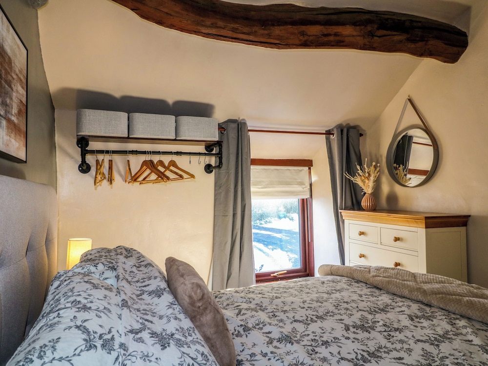 Peak Cottage