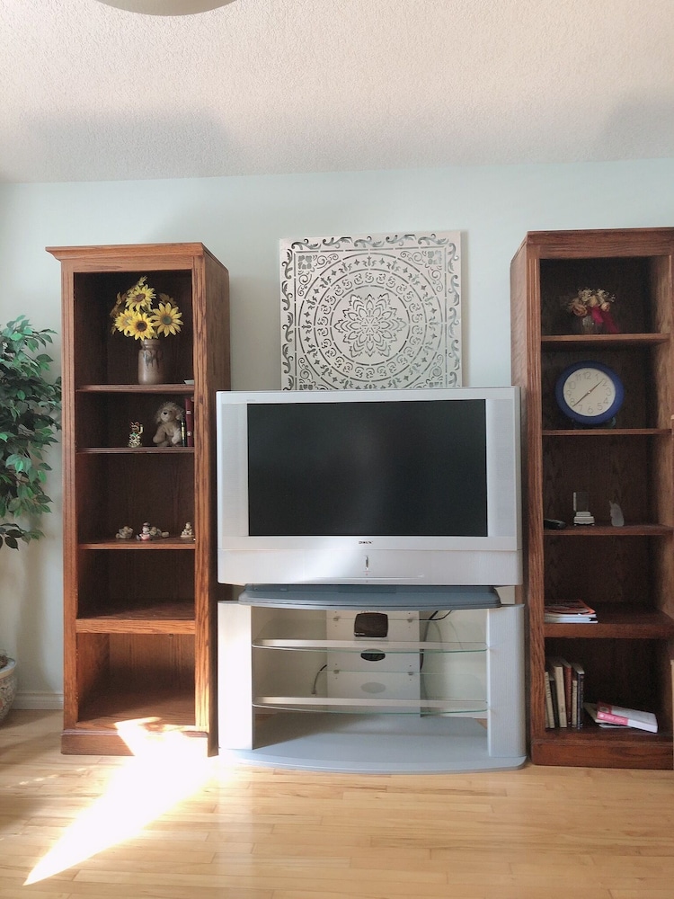 Central Edmonton Private Rooms