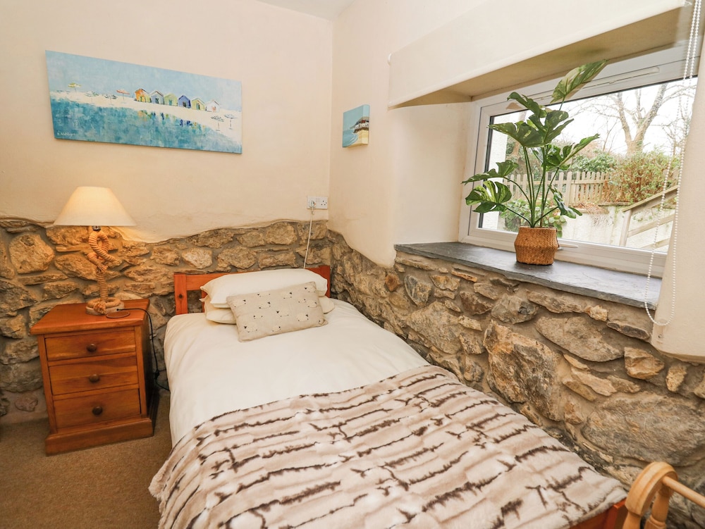 Upper Calffield Farmhouse