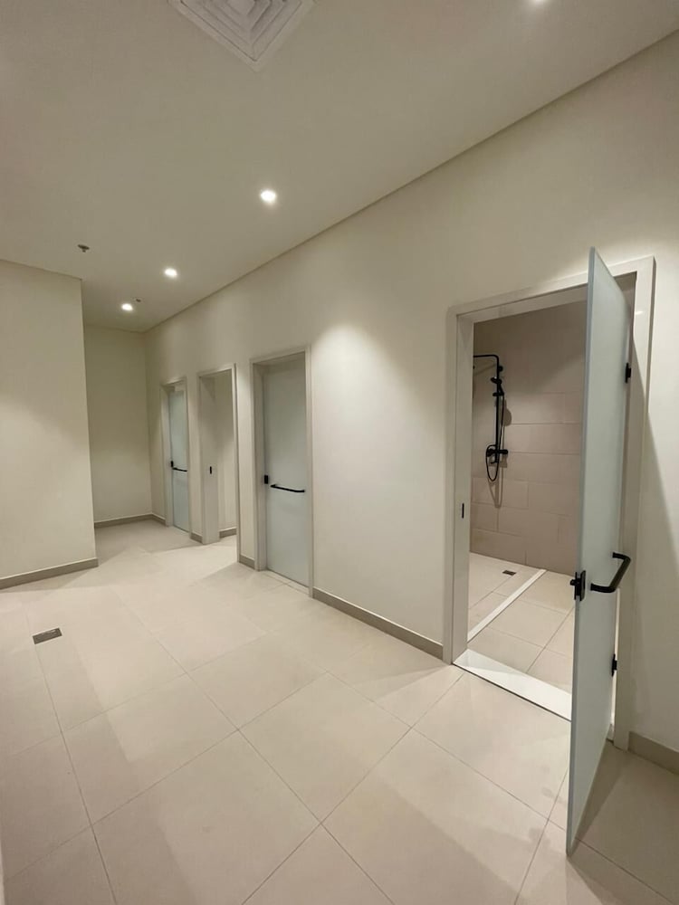 Two Bedroom Damac Majestine-StayOnHomes