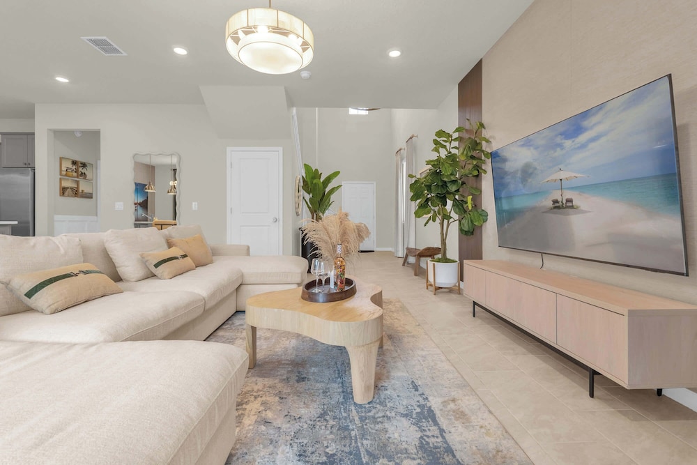 Upstay Disney 5BR Movie Mansionwindsor Cay Resort