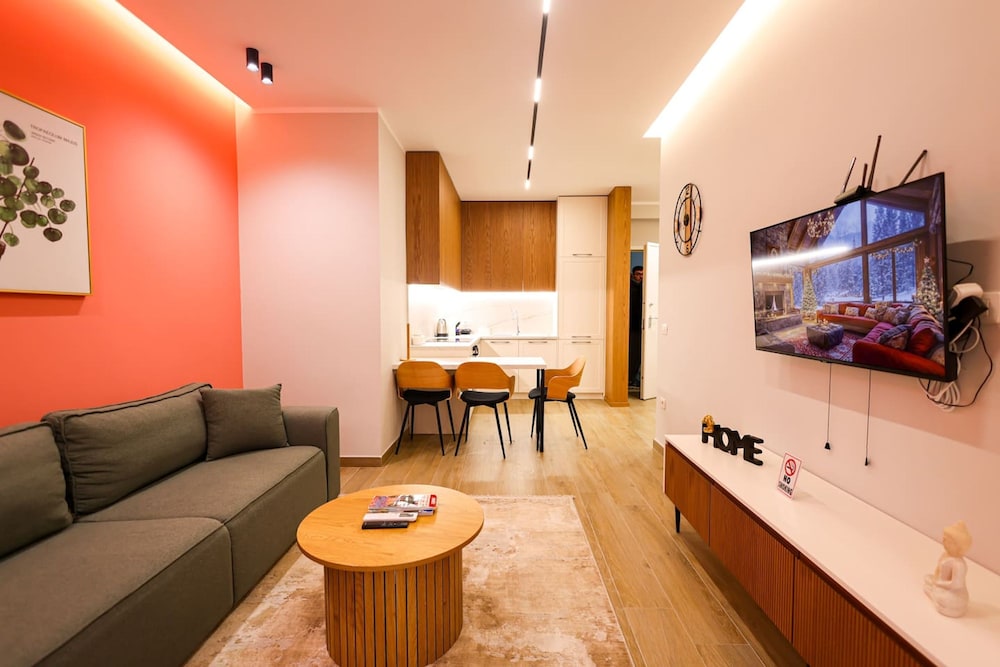 Grandstay Urban Two in Durr s