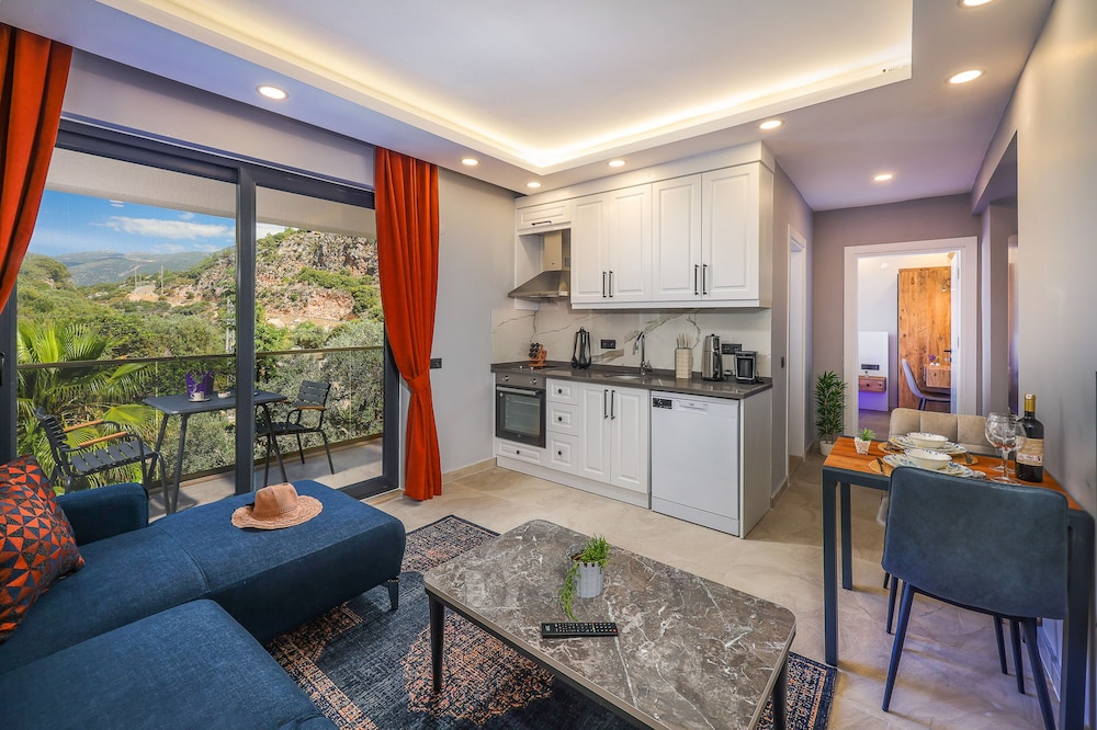 Harnup Apart - Image 40