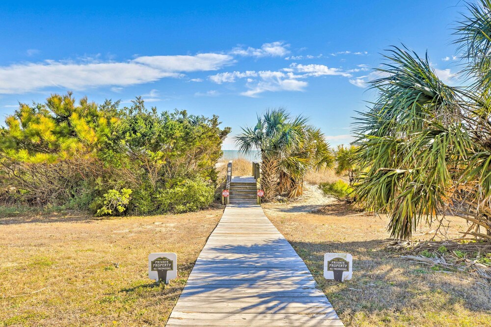 Scenic Oceanfront Condo in Myrtle Beach!