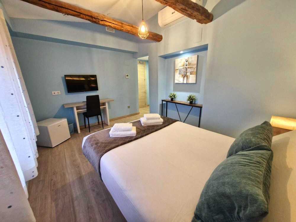 Feeling Home - Suites&Rooms