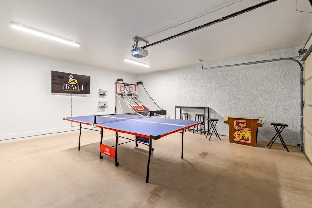 Citrus Grove Heated Pool Putt Grn Gameroom