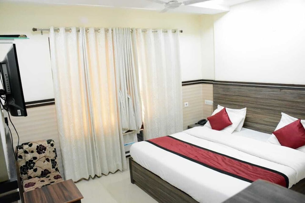 Hotel Ambassador