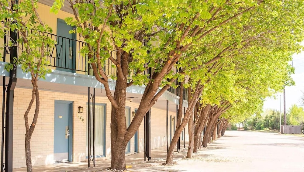 Woodward Vacations - Wayfarer Inn Woodward - Property Image 19